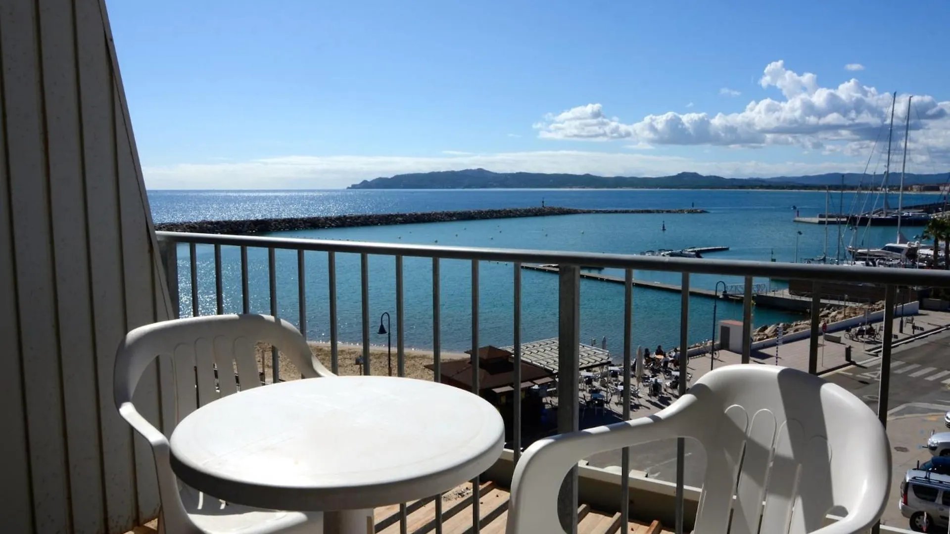 The Apartment In Estartit contacts